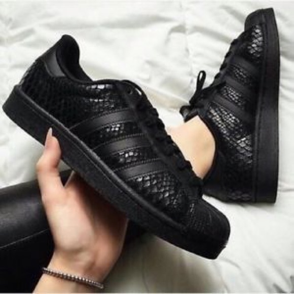 adidas superstar snake black